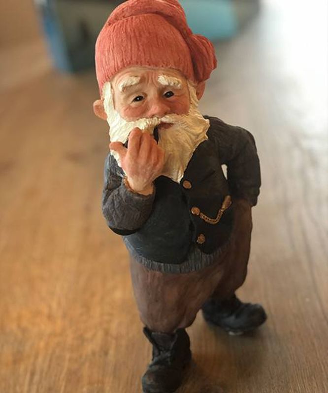 Midthun-Nisse med Pipe 17 cm