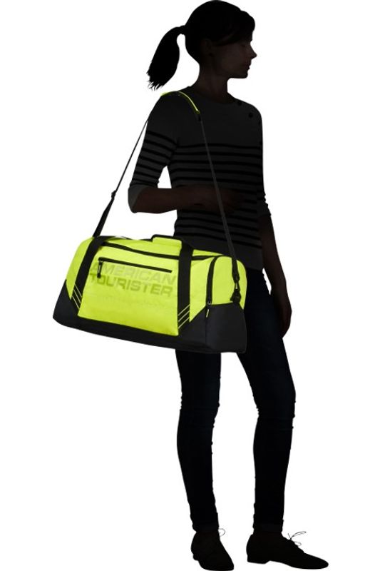 Duffelbag 47L med egen skolomme American Tourister